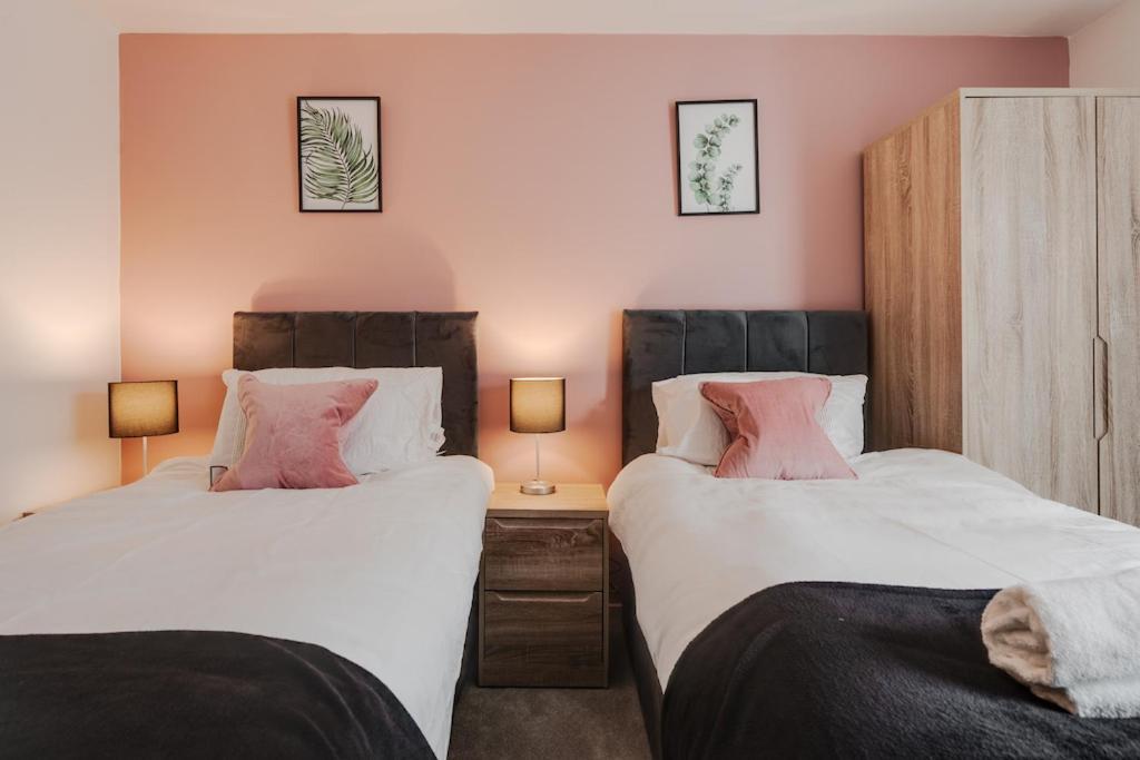 City Living Penthouse Apartment With Parking マンチェスター エクステリア 写真