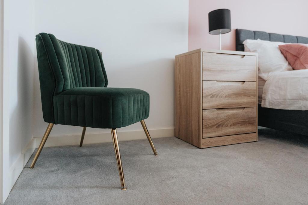 City Living Penthouse Apartment With Parking マンチェスター エクステリア 写真