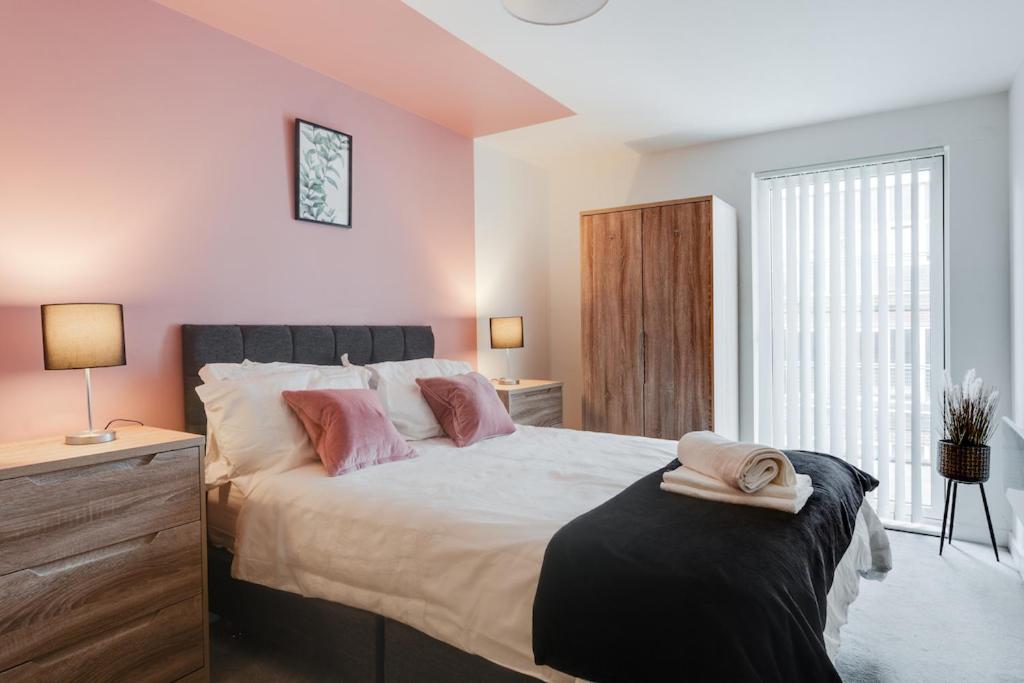 City Living Penthouse Apartment With Parking マンチェスター エクステリア 写真